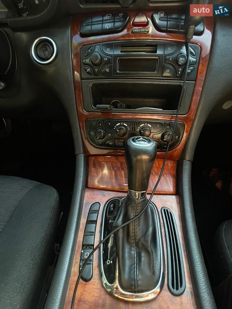 Mercedes-Benz C-Class 2001 VIN WDB2032061F211007 фото оголошення 19 з 25