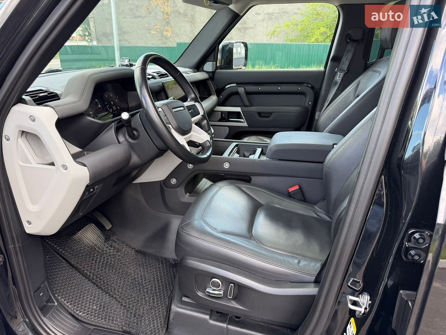 Land Rover Defender 2022 VIN SALEA8BW7P2182094 фото оголошення 44 з 45