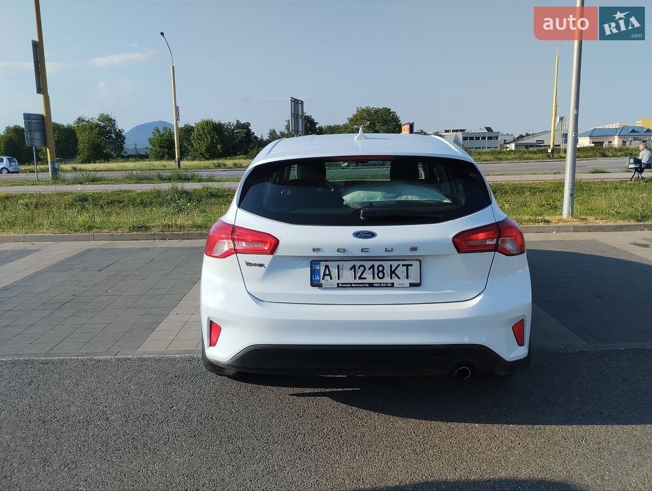 Ford Focus 2019 VIN WF0NXXGCHNKE10513 фото оголошення 3 з 6