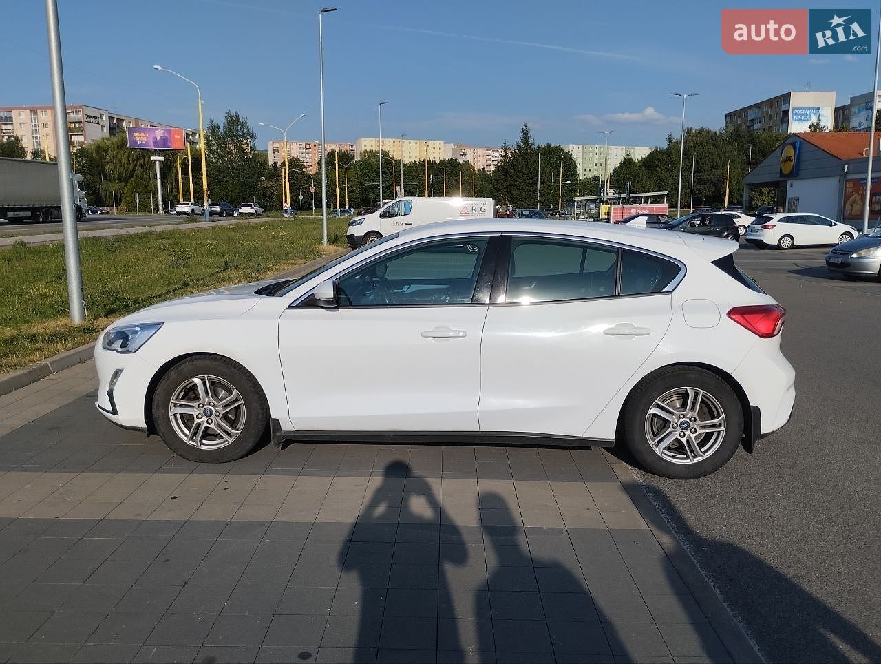 Ford Focus 2019 VIN WF0NXXGCHNKE10513 фото оголошення 4 з 6