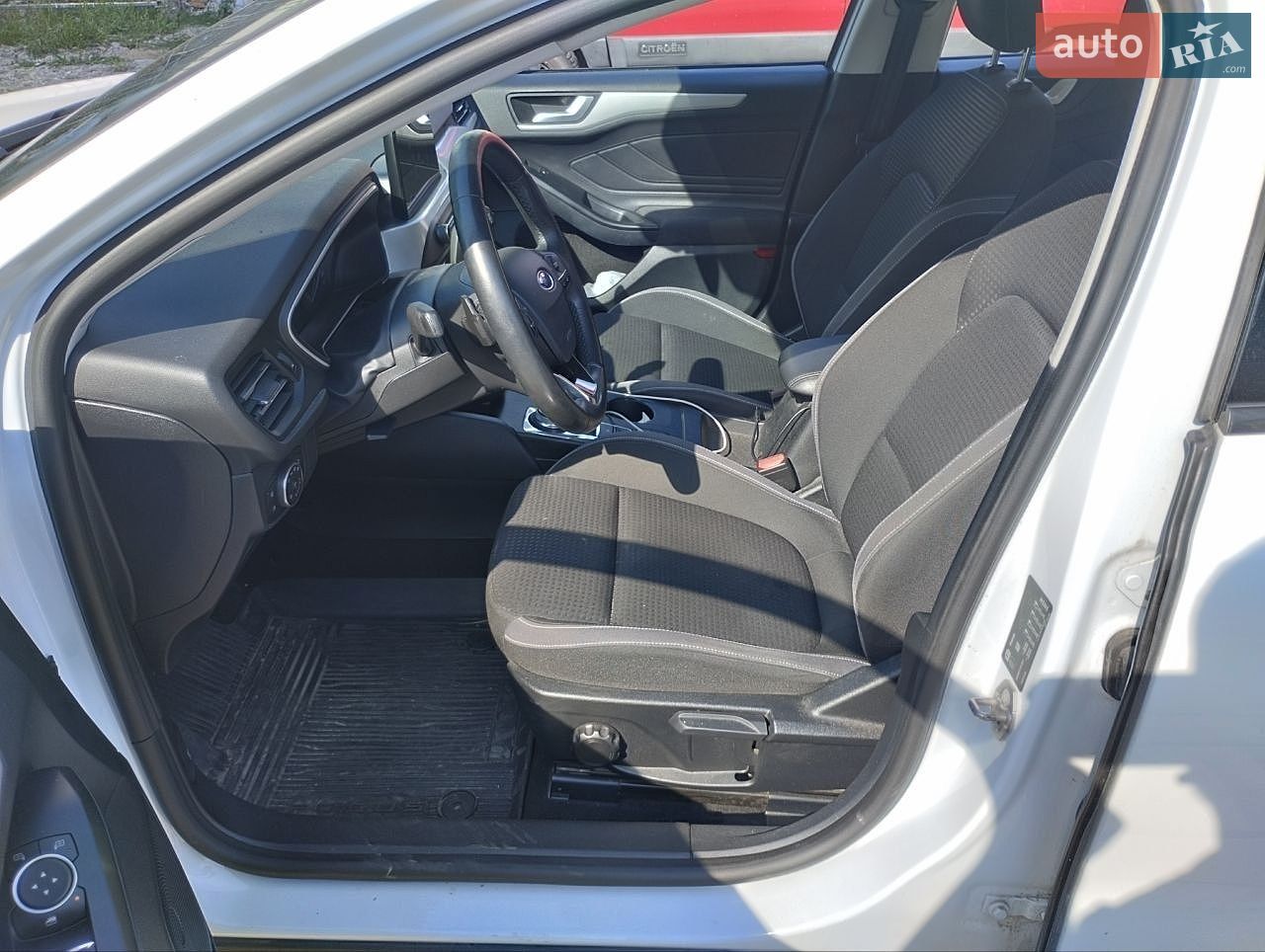 Ford Focus 2019 VIN WF0NXXGCHNKE10513 фото оголошення 5 з 6