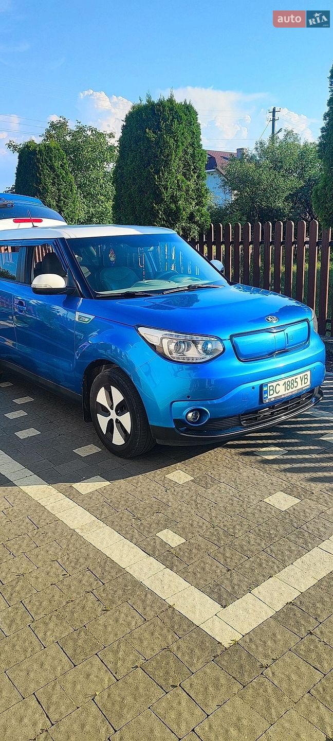 Kia Soul 2014 VIN KNAJX81EFF7001767 фото оголошення 4 з 17