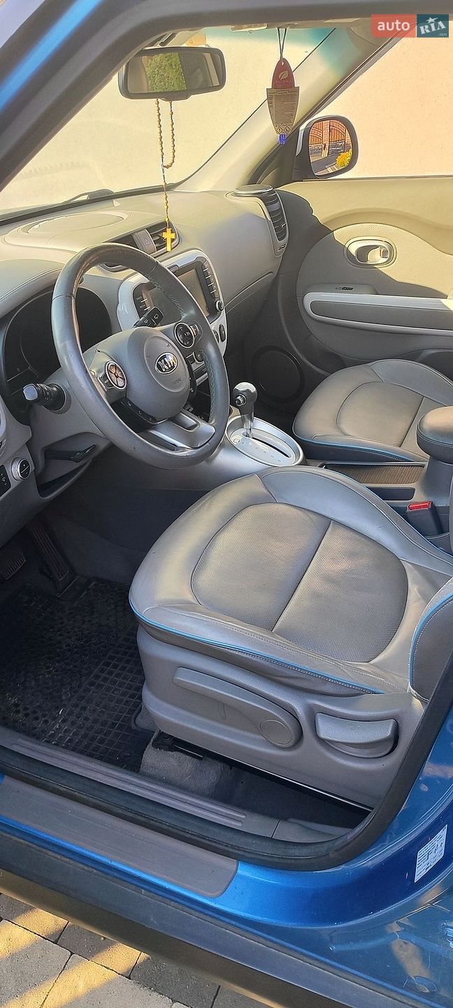 Kia Soul 2014 VIN KNAJX81EFF7001767 фото оголошення 8 з 17