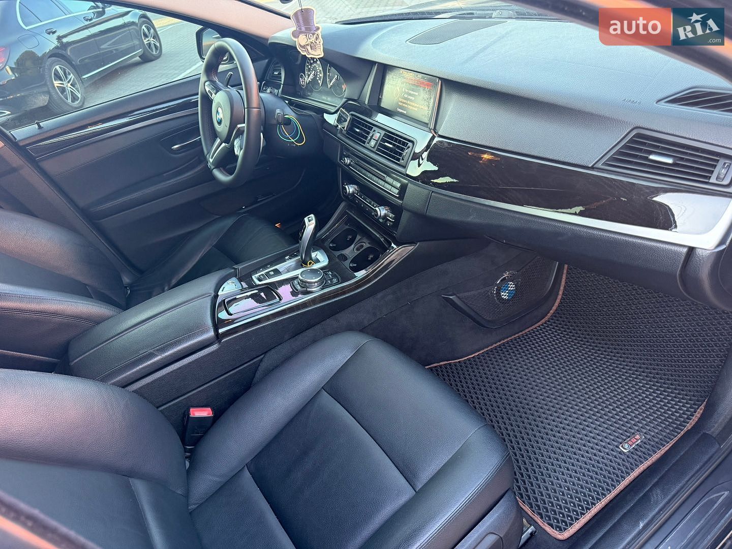 BMW 5 Series 2015 VIN WBAFV3C58FD687022 фото оголошення 18 з 19