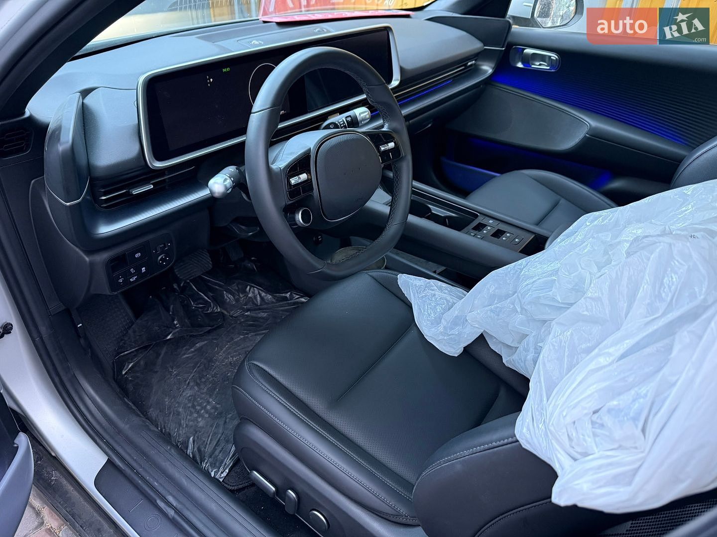 Hyundai Ioniq 6 2023 VIN KMHM34AA4PA041769 фото оголошення 36 з 48
