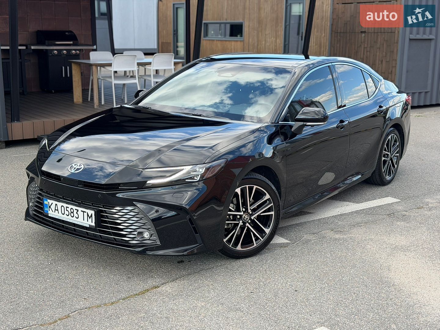 Toyota Camry 2025 VIN JTNAHACK903028079 фото оголошення 5 з 72
