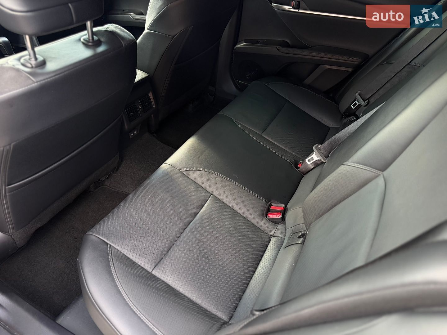 Toyota Camry 2025 VIN JTNAHACK903028079 фото оголошення 36 з 72