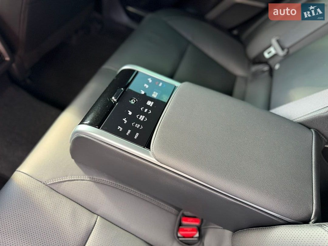 Toyota Camry 2025 VIN JTNAHACK903028079 фото оголошення 40 з 72