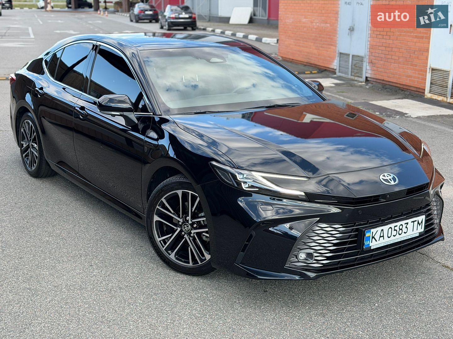 Toyota Camry 2025 VIN JTNAHACK903028079 фото оголошення 7 з 72