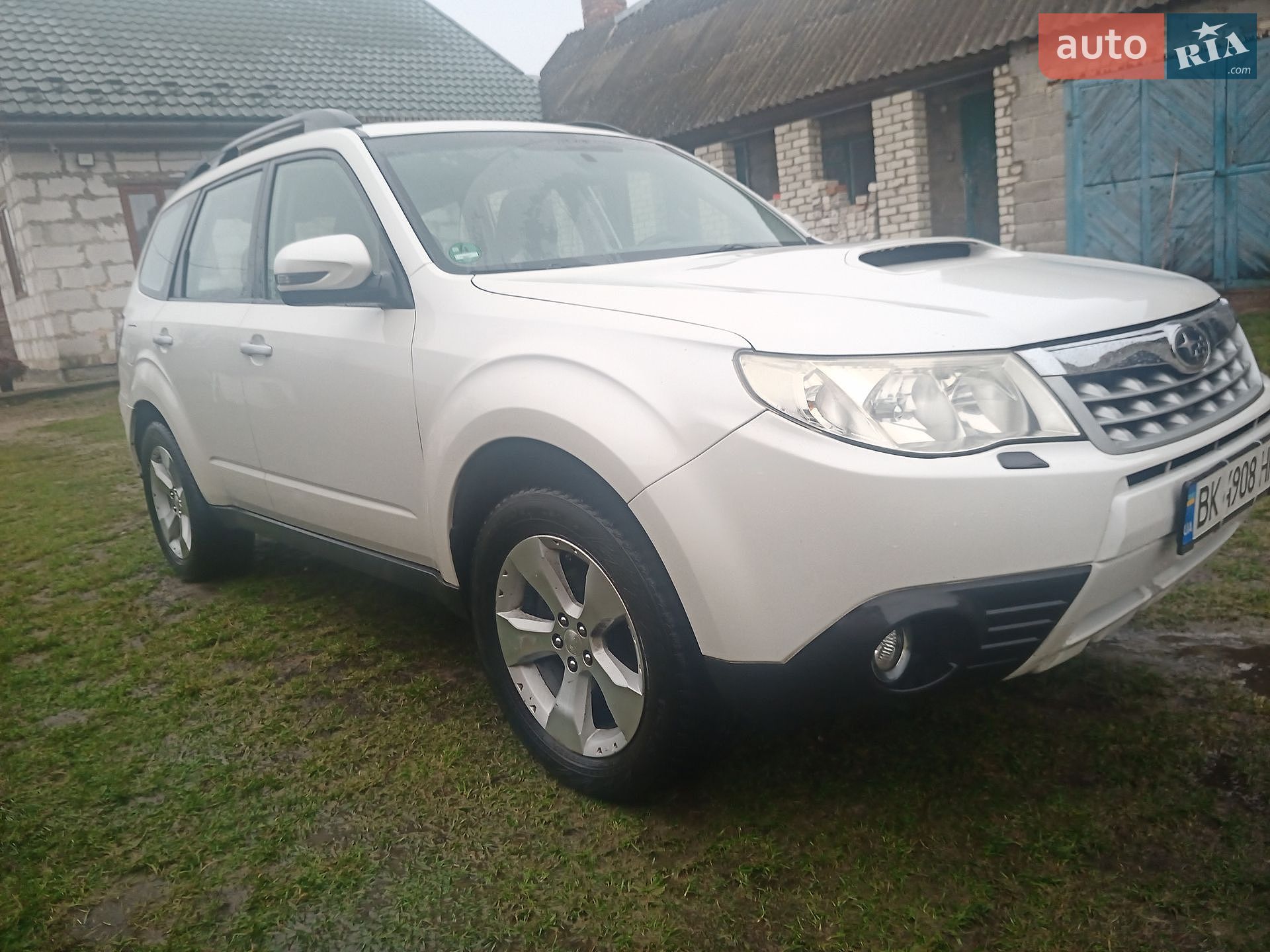 Subaru Forester 2011 VIN JF1SHNLZ3BG250752 фото оголошення 4 з 9