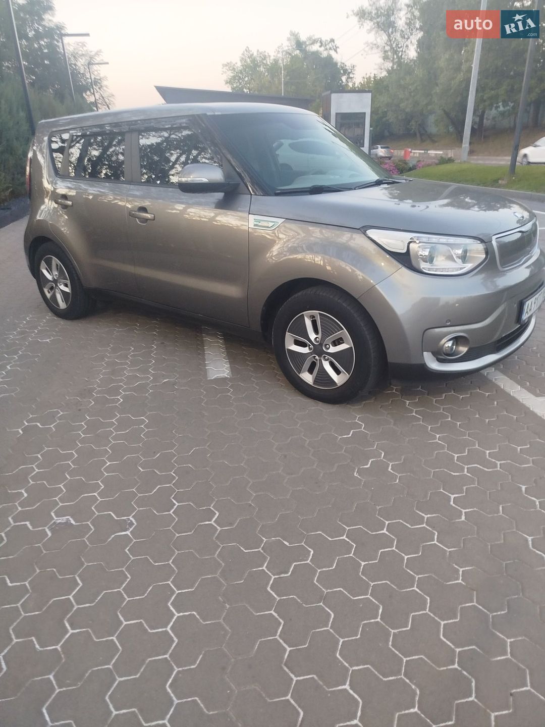 Kia Soul 2017 VIN KNAJX81EFJ7027851 фото оголошення 7 з 29