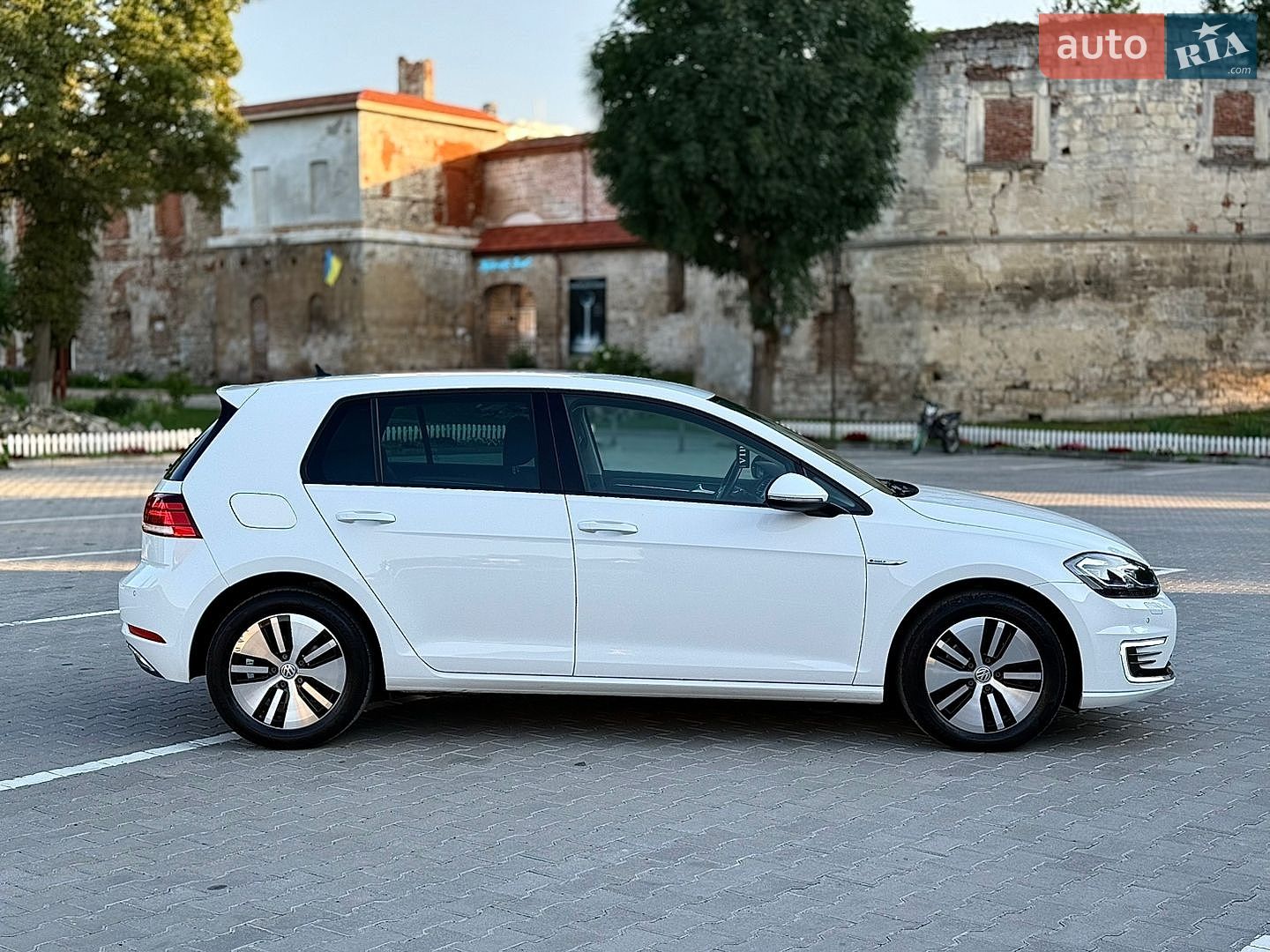 Volkswagen e-Golf 2018 VIN WVWZZZAUZJ8910428 фото оголошення 10 з 70