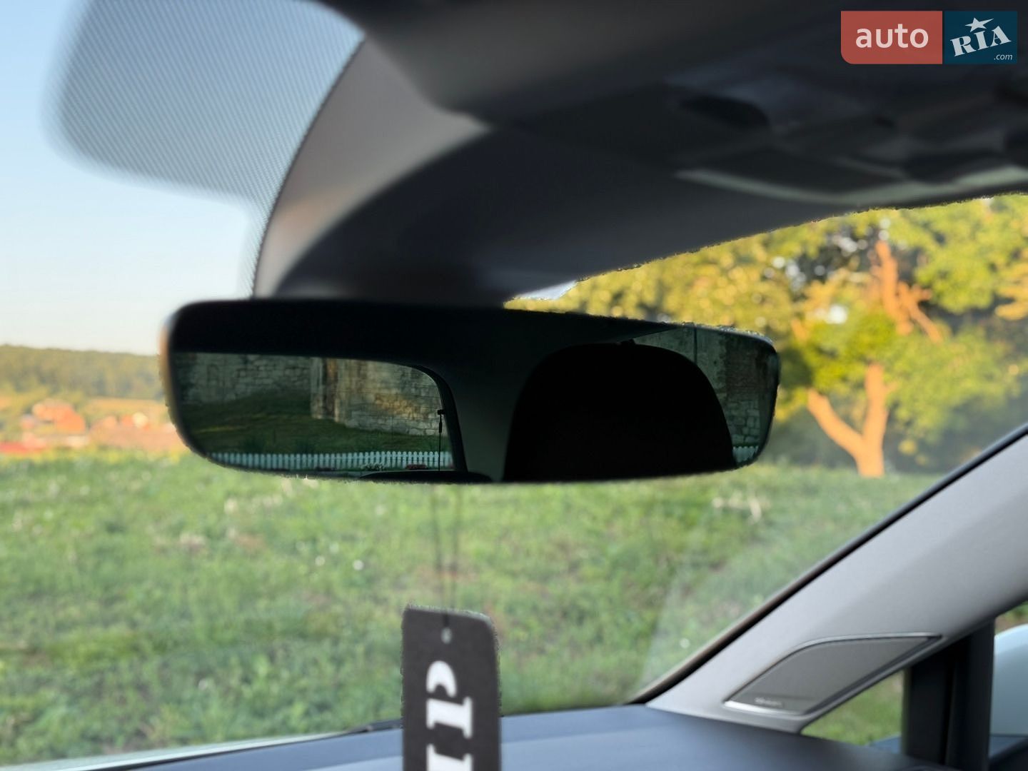 Volkswagen e-Golf 2018 VIN WVWZZZAUZJ8910428 фото оголошення 55 з 70