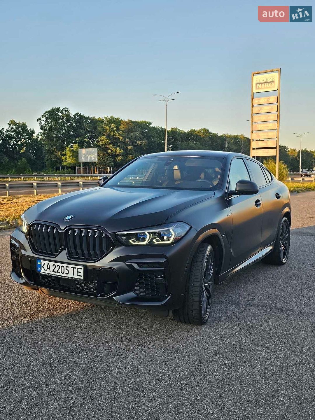 BMW X6 2022 VIN WBAGT610209L27757 фото оголошення 4 з 39