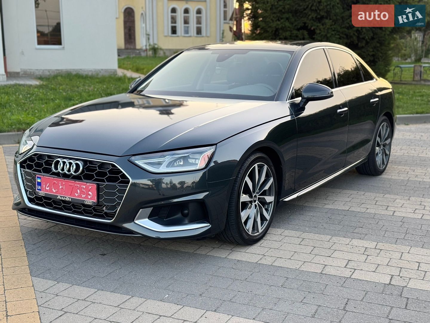 Audi A4 2021 VIN WAUABAF45MA060139 фото оголошення 2 з 46