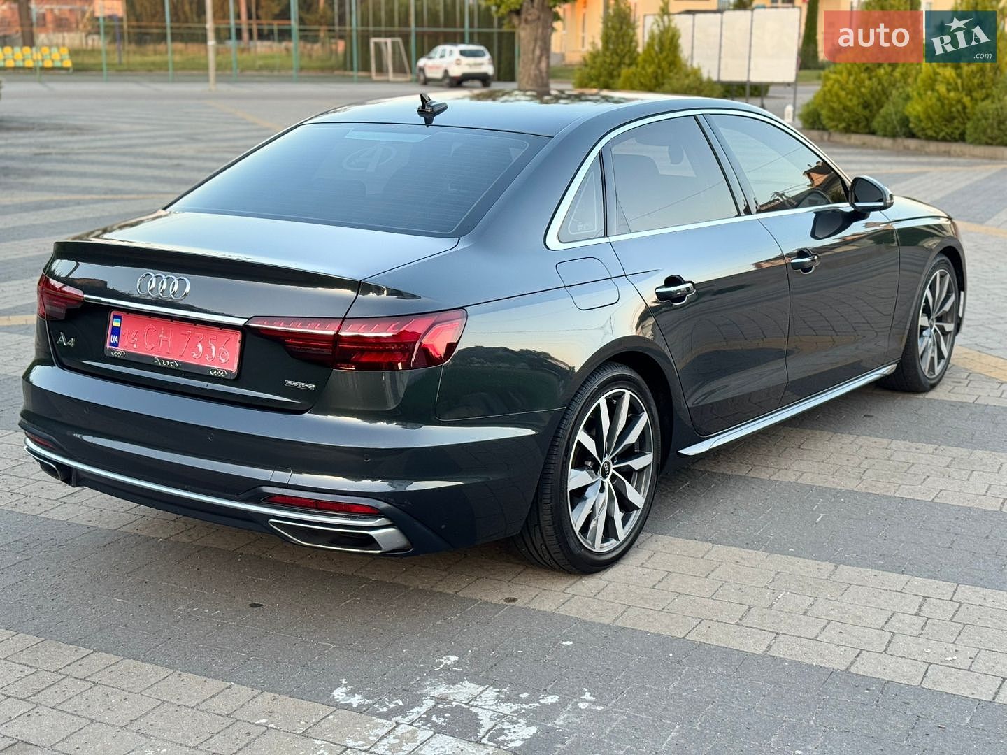 Audi A4 2021 VIN WAUABAF45MA060139 фото оголошення 8 з 46