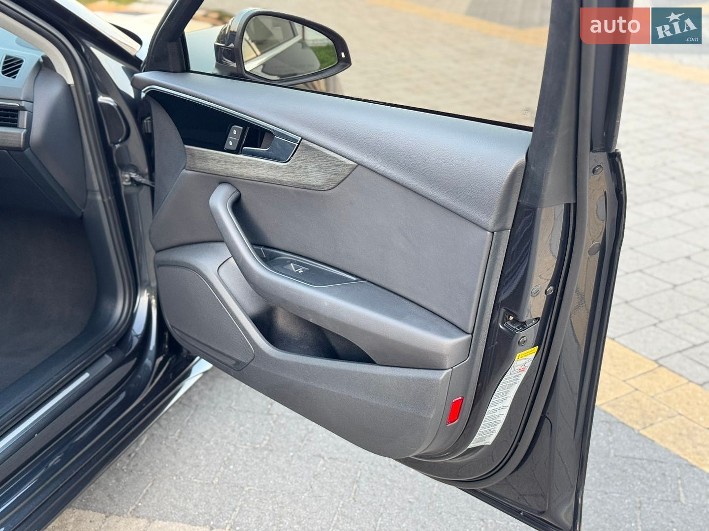 Audi A4 2021 VIN WAUABAF45MA060139 фото оголошення 19 з 46