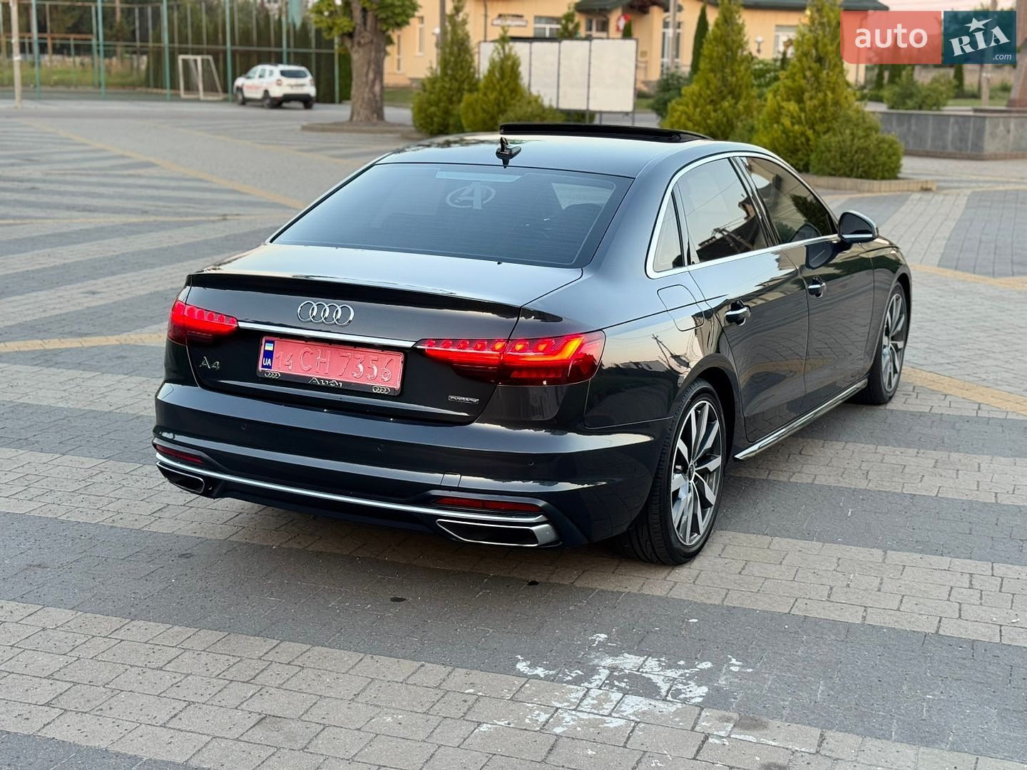 Audi A4 2021 VIN WAUABAF45MA060139 фото оголошення 33 з 46
