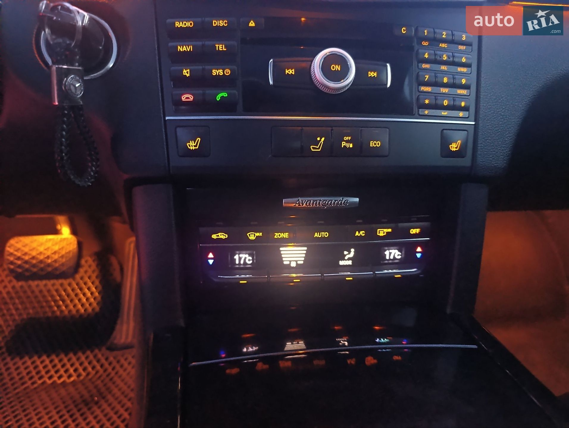 Mercedes-Benz E-Class 2011 VIN WDD2120021A541589 фото оголошення 12 з 30