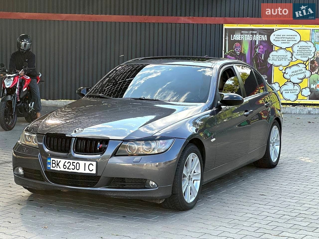 BMW 3 Series 2004 VIN WBAVC31080KT68232 фото оголошення 7 з 34