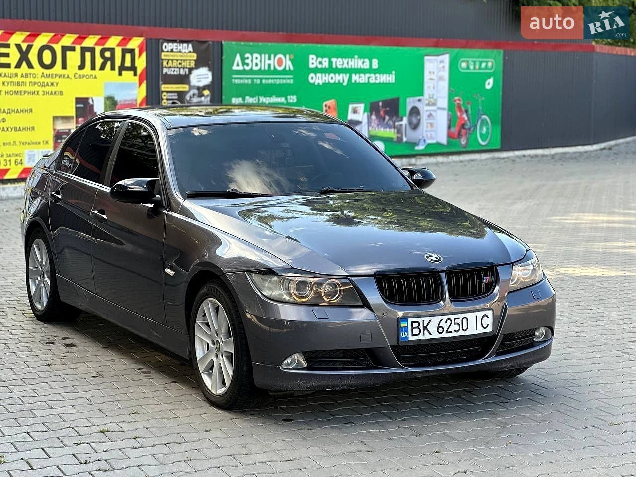 BMW 3 Series 2004 VIN WBAVC31080KT68232 фото оголошення 6 з 34