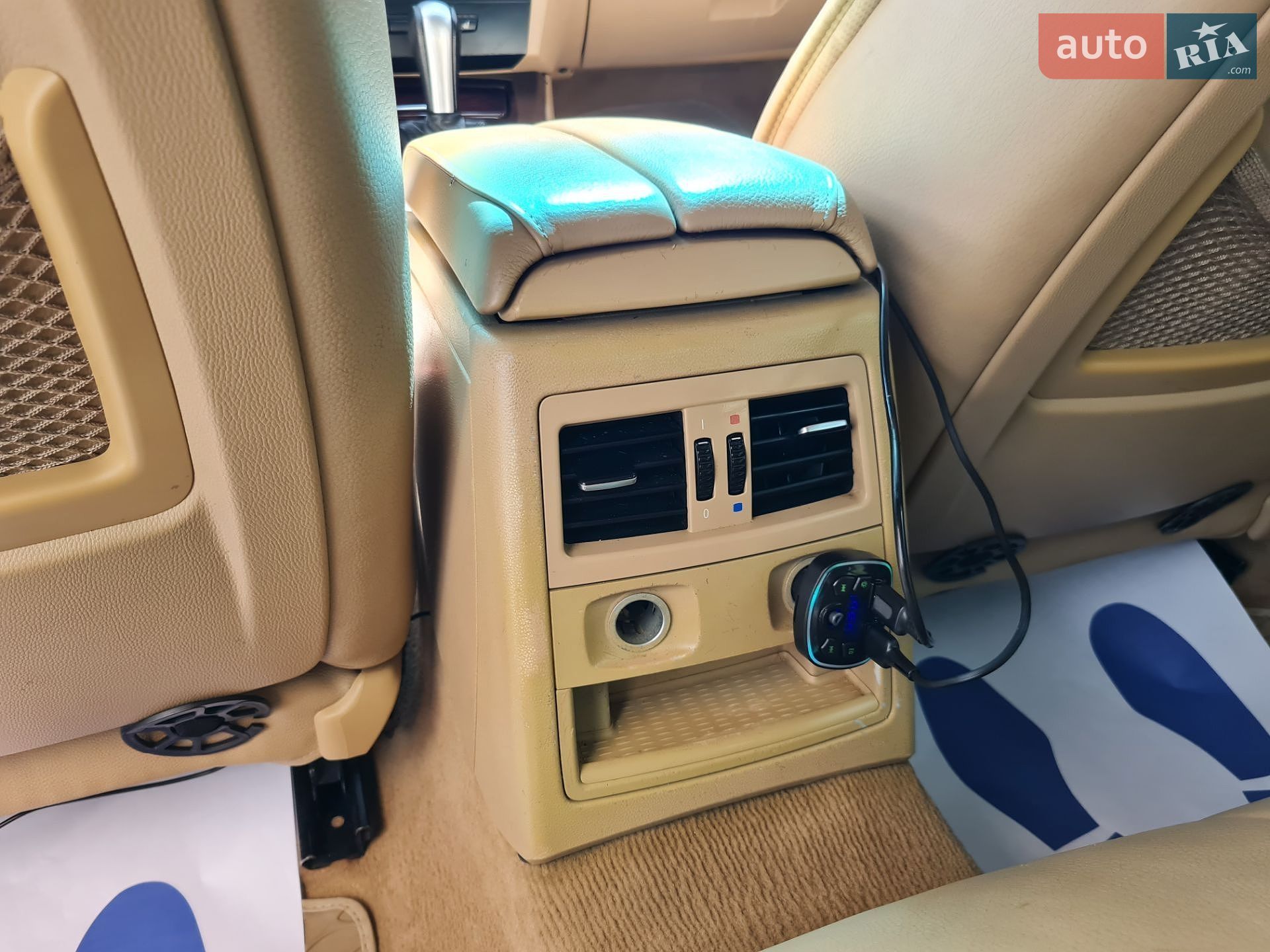 BMW 3 Series 2004 VIN WBAVC31080KT68232 фото оголошення 30 з 34