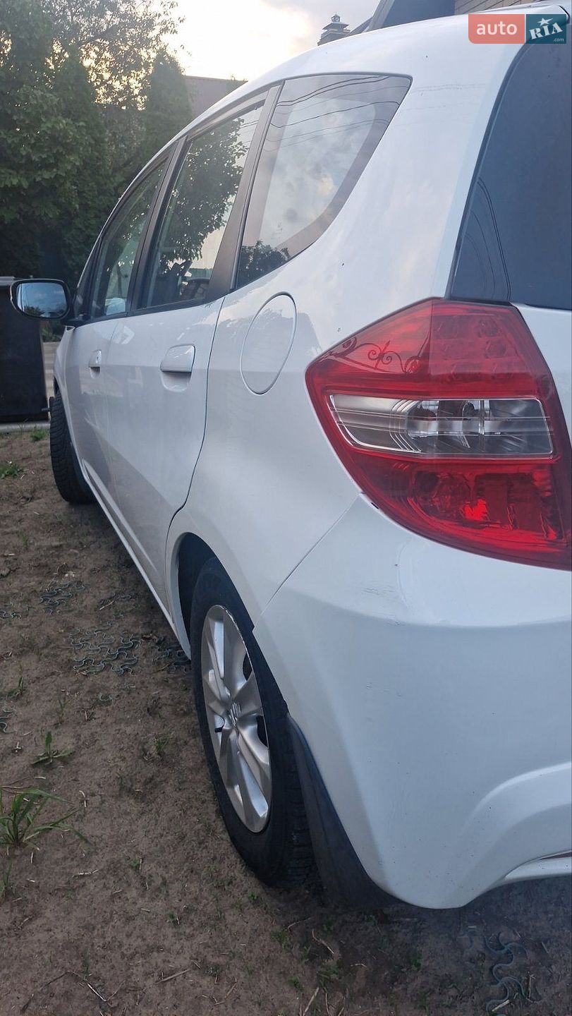 Honda Jazz 2011 VIN LUCGG3850C3201914 фото оголошення 6 з 9