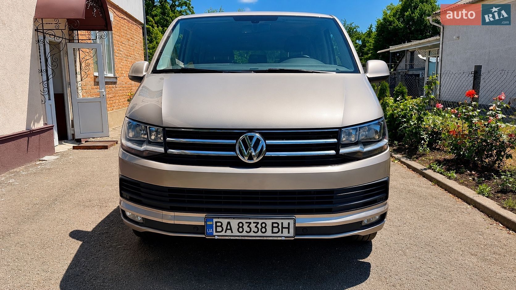 Volkswagen Caravelle 2016 VIN WV2ZZZ7HZGH111653 фото оголошення 4 з 25
