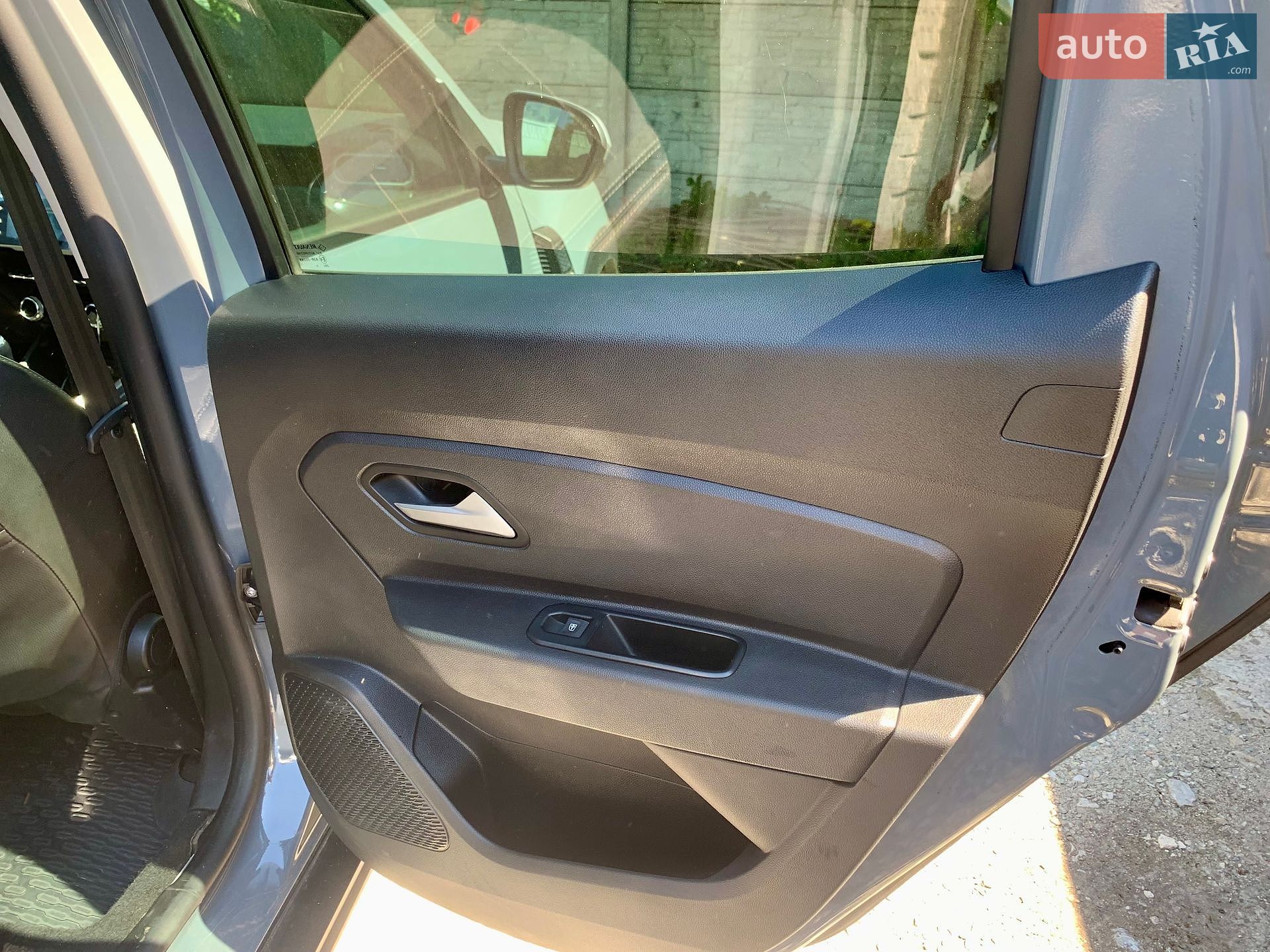 Renault Duster 2024 VIN VF1HJD40271677927 фото оголошення 18 з 20