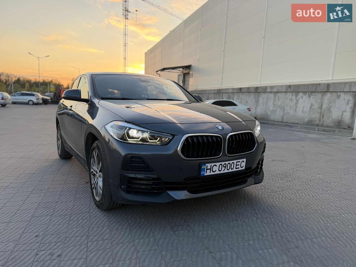 BMW X2 2018 VIN WBXYJ3C53KEP76981 фото оголошення 3 з 27