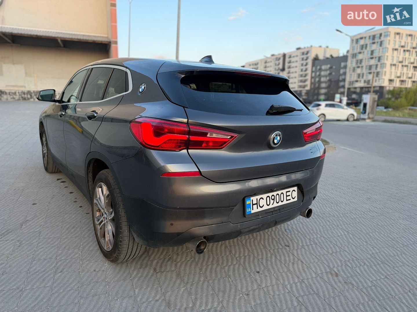 BMW X2 2018 VIN WBXYJ3C53KEP76981 фото оголошення 10 з 27