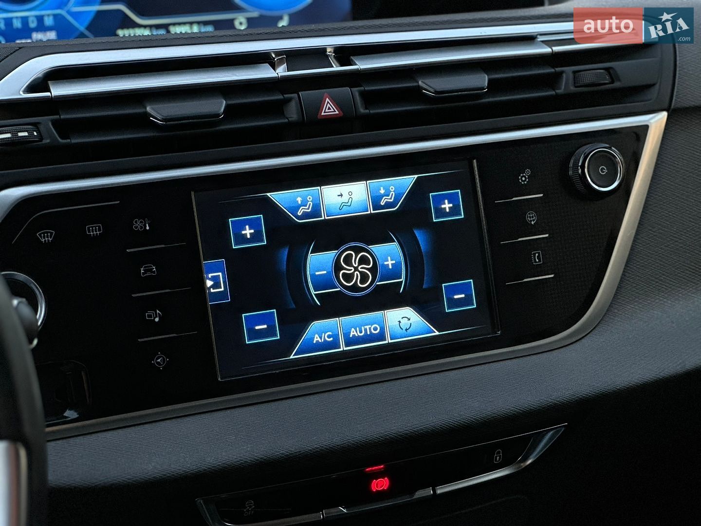 Citroen Grand C4 Picasso 2014 VIN VF73AAHXTEJ593079 фото оголошення 63 з 71