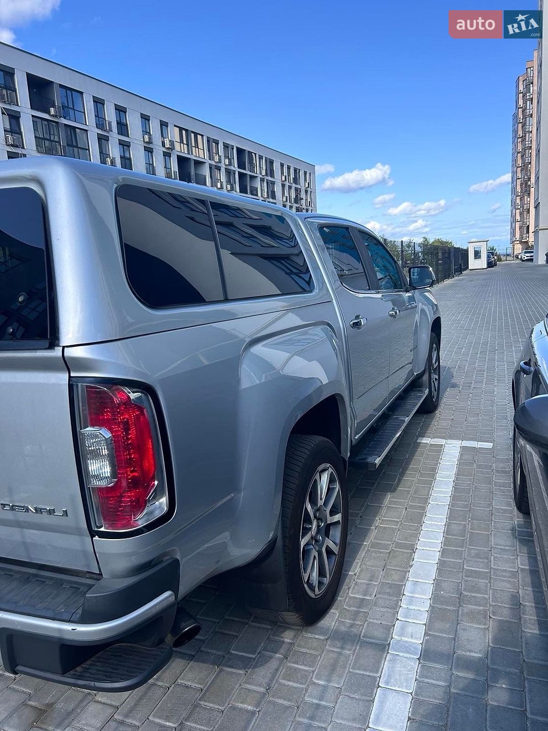 GMC Canyon 2018 VIN 1GTG6EEN7J1236851 фото оголошення 7 з 15