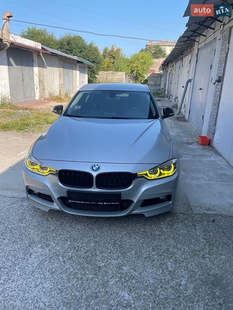 BMW 3 Series 2017 VIN WBA8E5G33HNU44812 фото оголошення 11 з 19