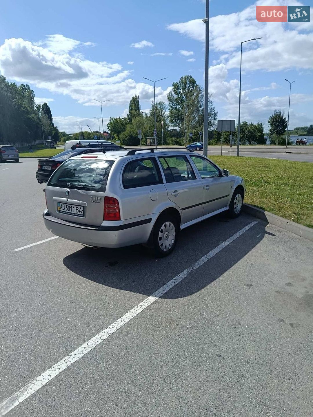 Skoda Octavia 2008 VIN TMBJX41U89B011127 фото оголошення 2 з 10