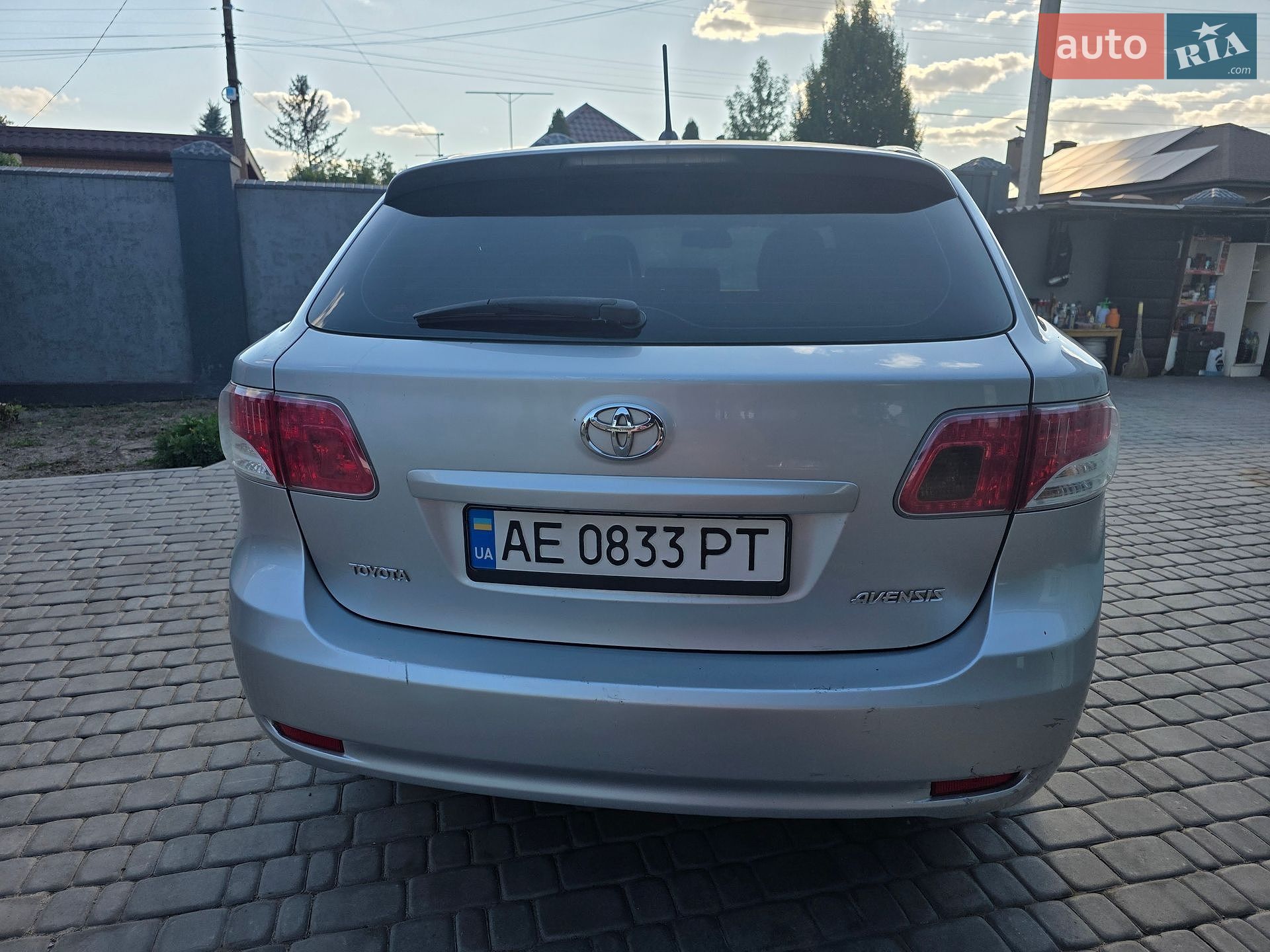 Toyota Avensis 2010 VIN SB1EB76LX0E017728 фото оголошення 4 з 27
