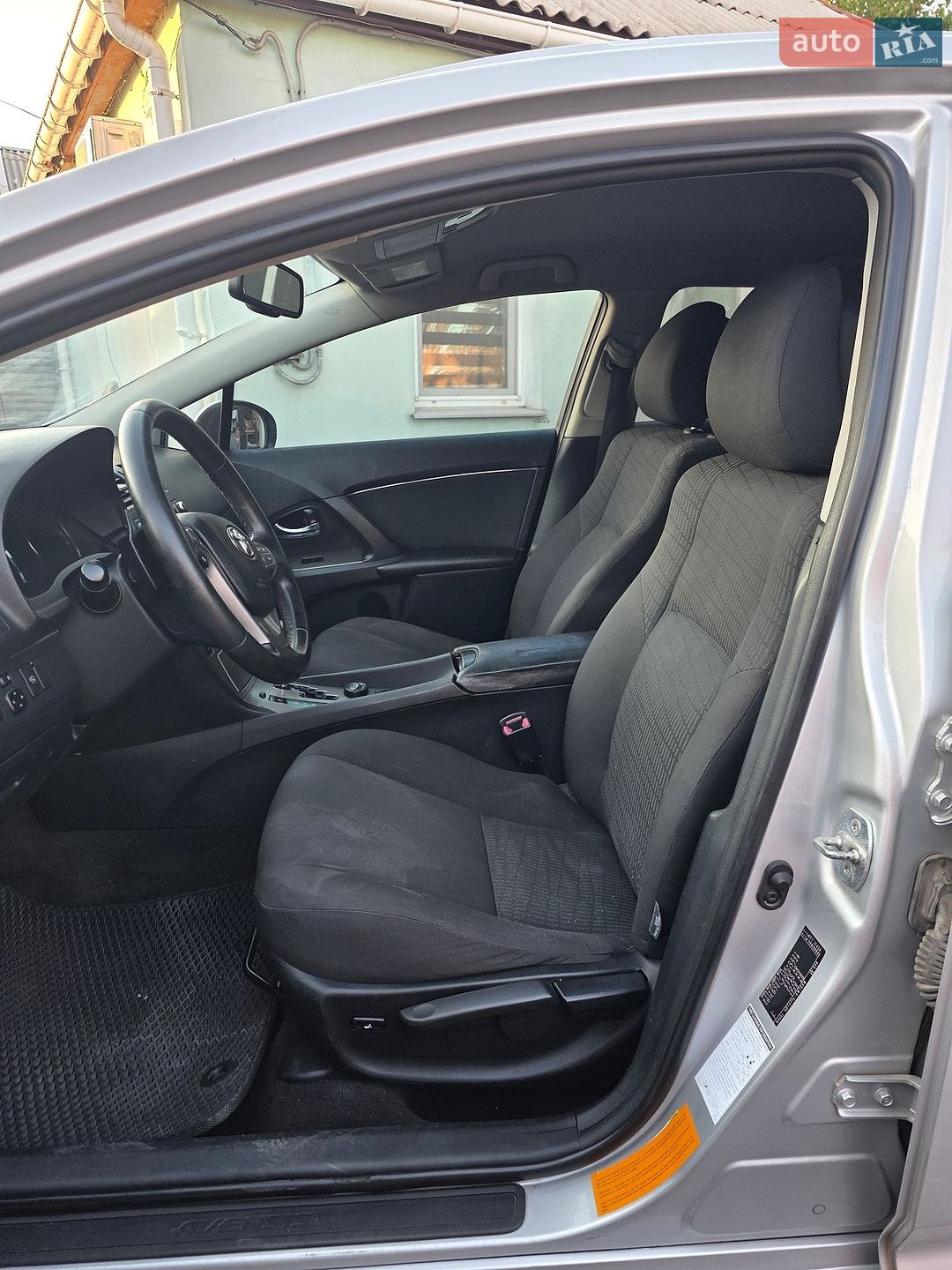 Toyota Avensis 2010 VIN SB1EB76LX0E017728 фото оголошення 13 з 27