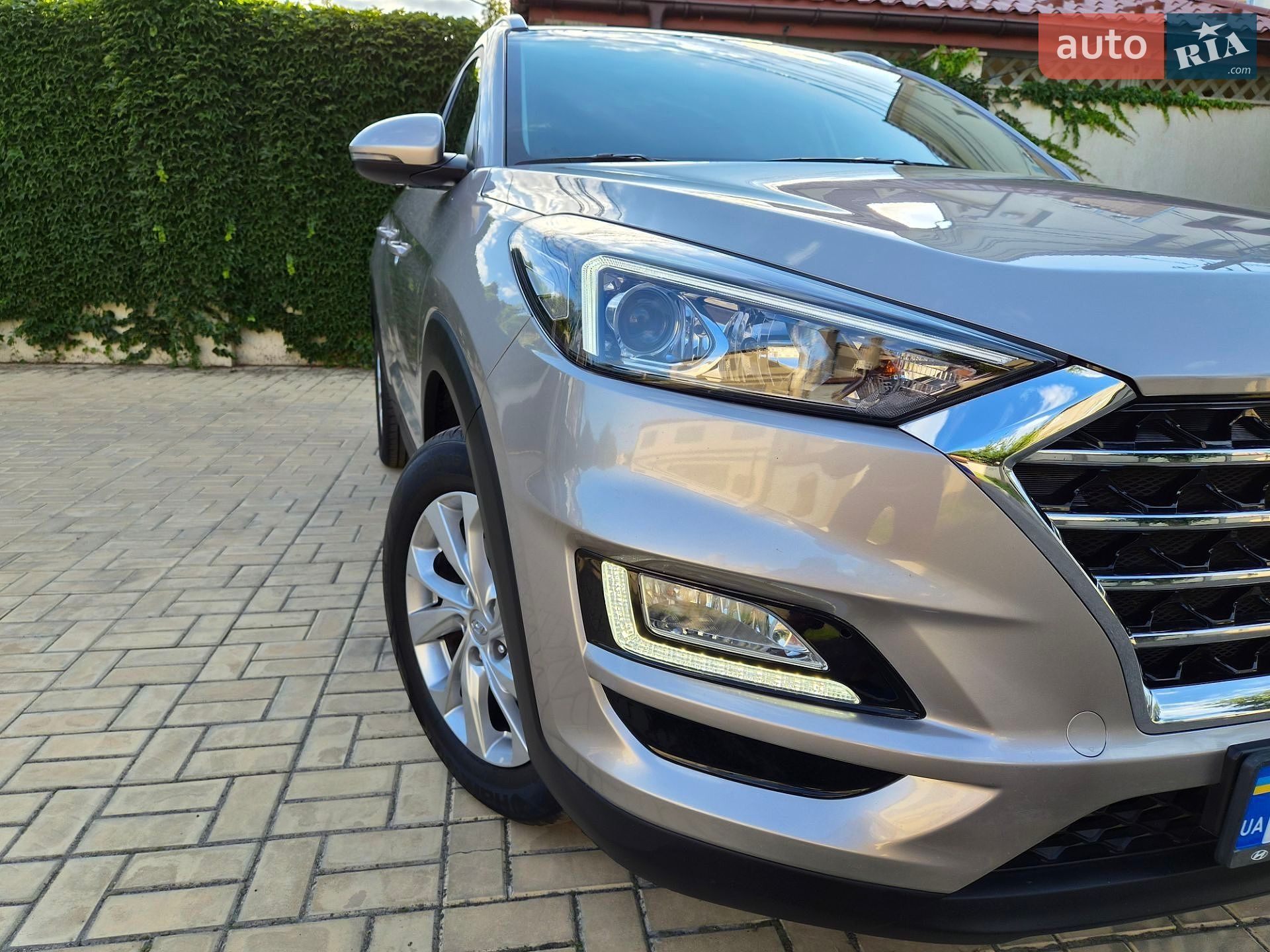 Hyundai Tucson 2019 VIN TMAJ3813BKJ869275 фото оголошення 8 з 71
