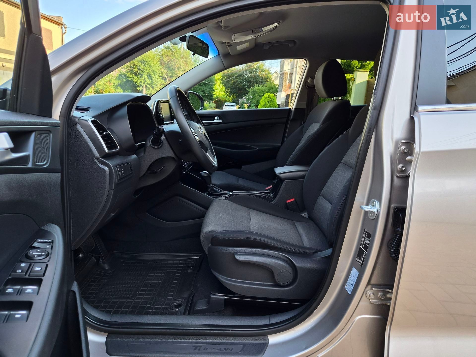Hyundai Tucson 2019 VIN TMAJ3813BKJ869275 фото оголошення 39 з 71