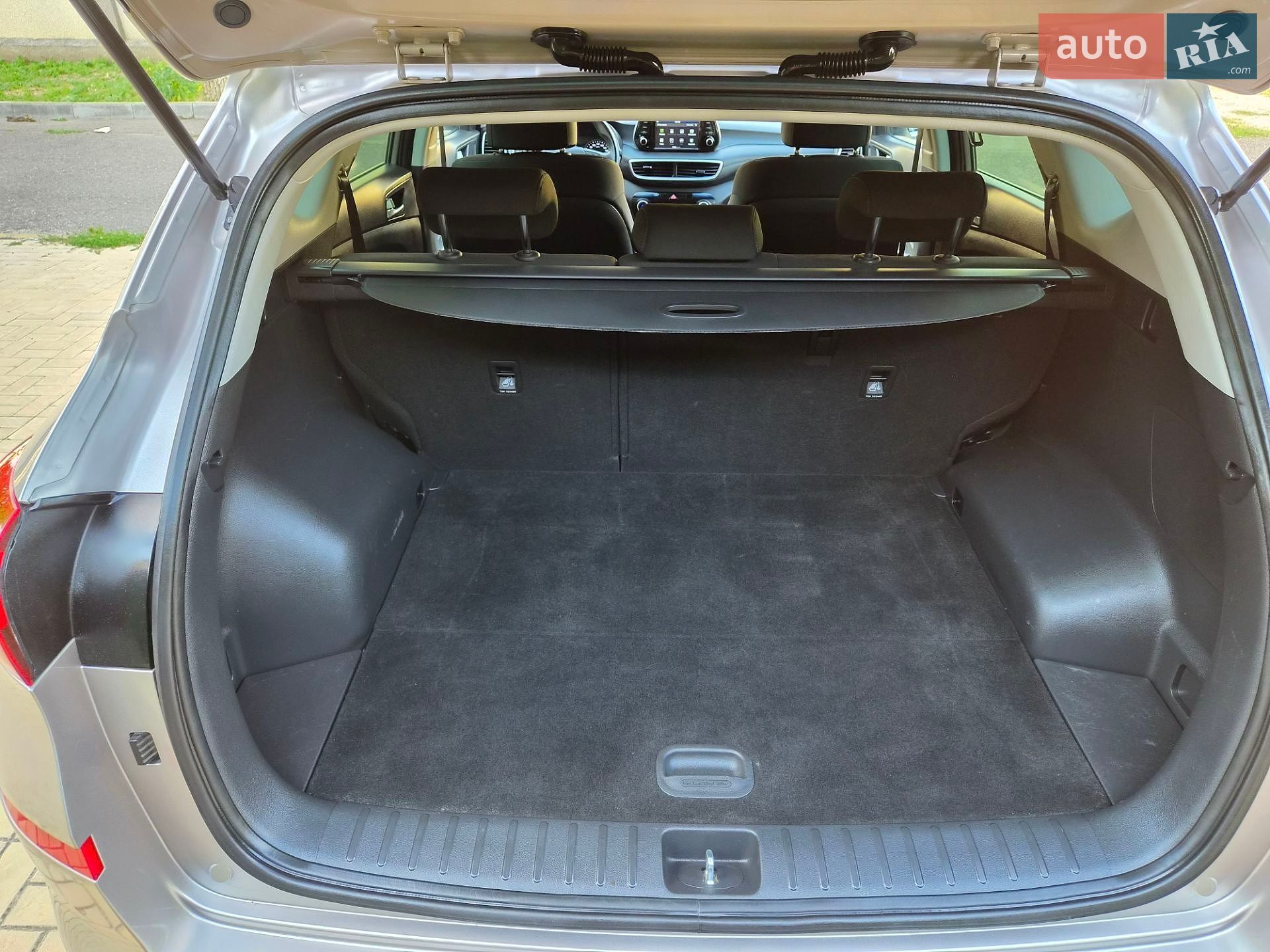 Hyundai Tucson 2019 VIN TMAJ3813BKJ869275 фото оголошення 53 з 71