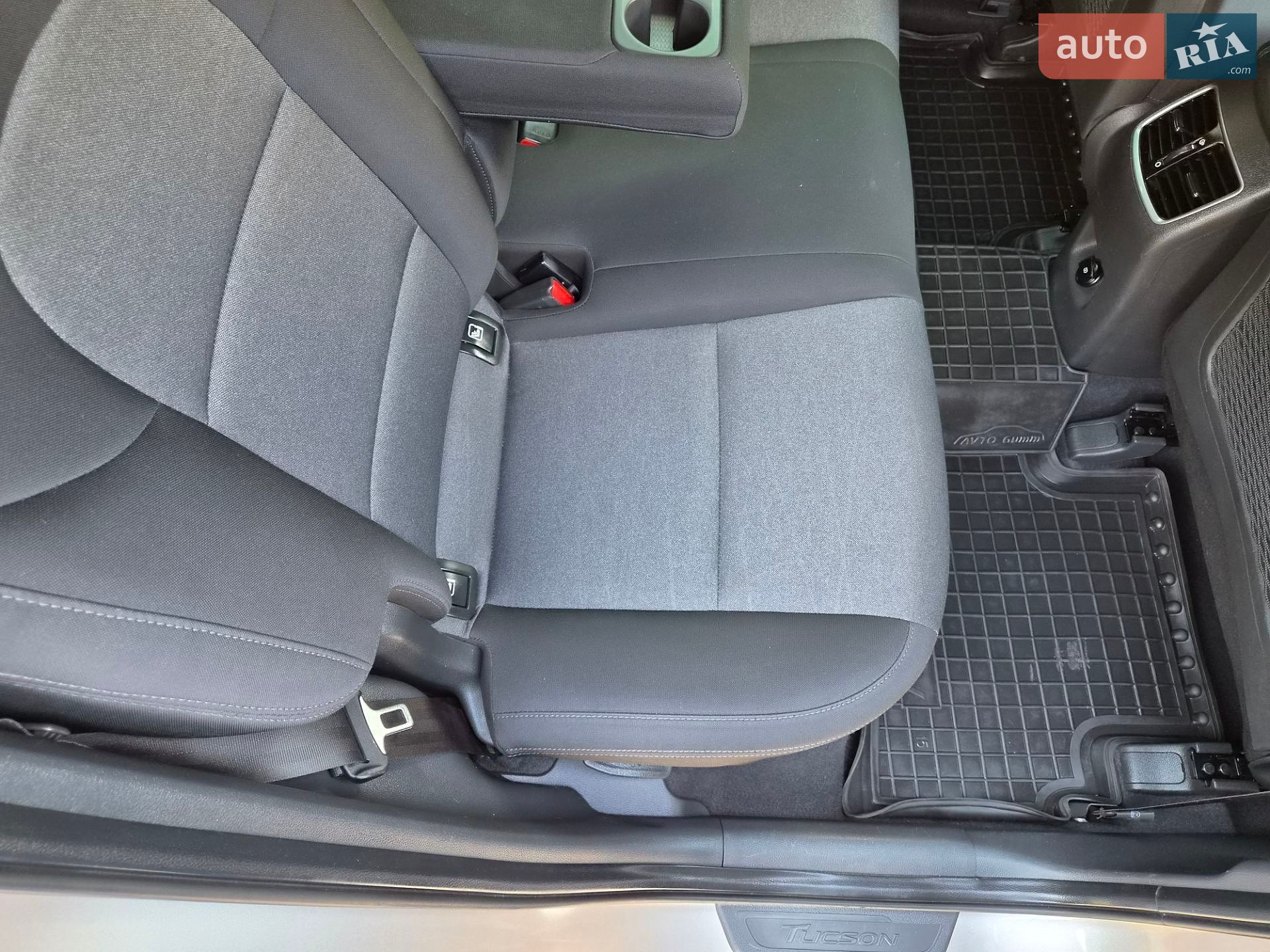 Hyundai Tucson 2019 VIN TMAJ3813BKJ869275 фото оголошення 50 з 71