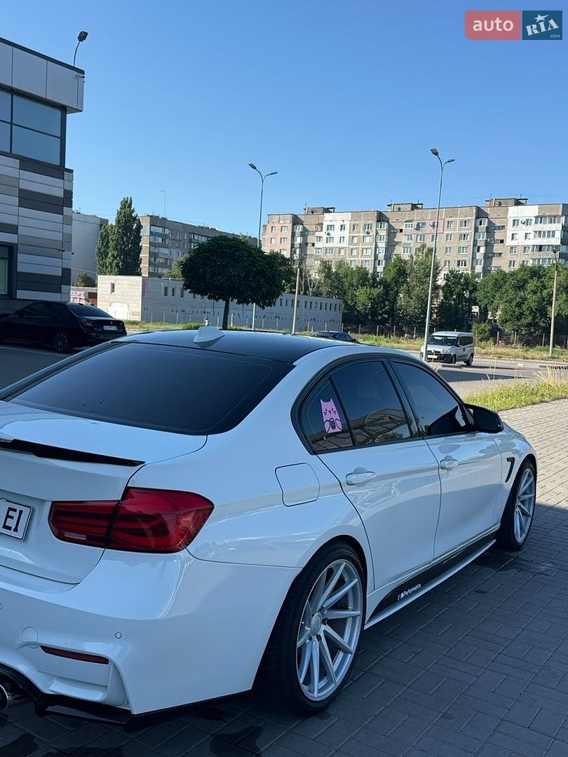 BMW 3 Series 2015 VIN WBA8E3C57GK501525 фото оголошення 21 з 36