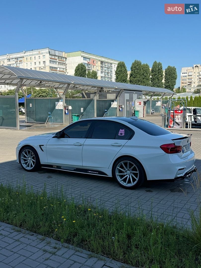 BMW 3 Series 2015 VIN WBA8E3C57GK501525 фото оголошення 26 з 36