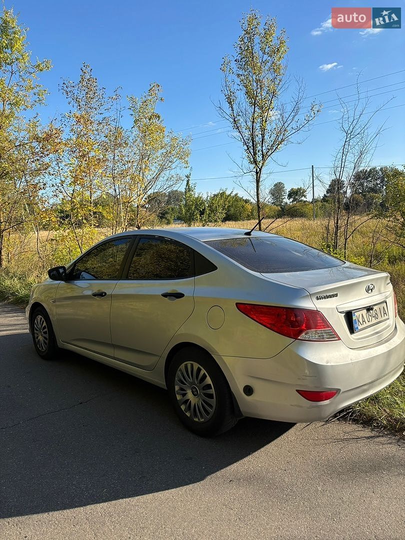 Hyundai Accent 2013 VIN Z94CT41CADR247286 фото оголошення 12 з 15