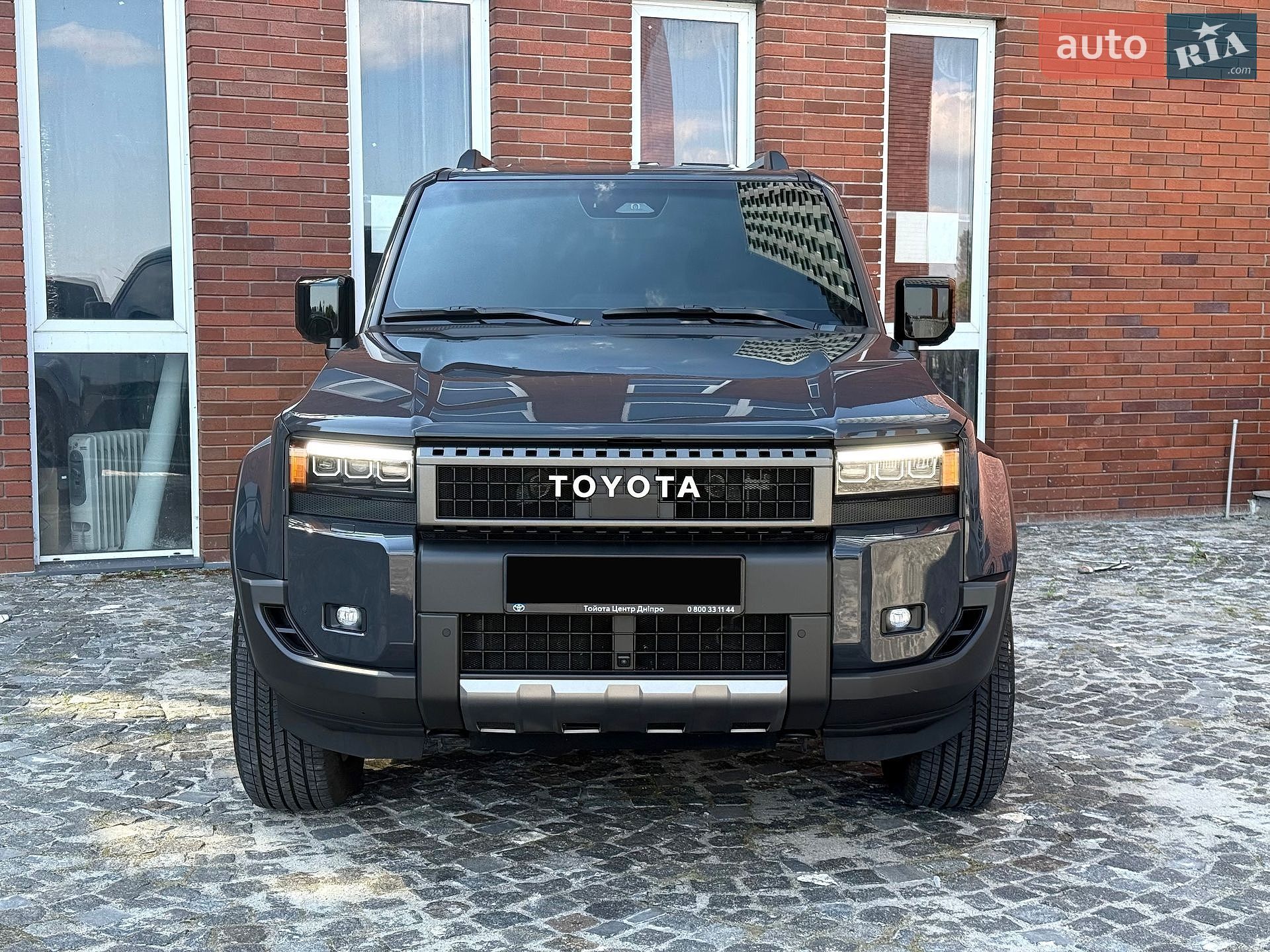 Toyota Land Cruiser Prado 2025 VIN JTEAR3AJ60K033099 фото оголошення 4 з 42