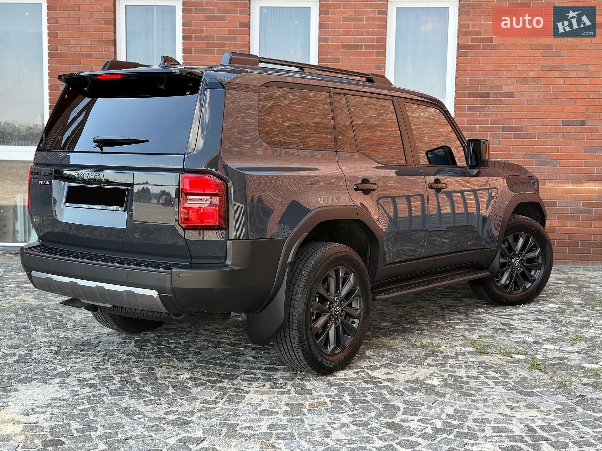 Toyota Land Cruiser Prado 2025 VIN JTEAR3AJ60K033099 фото оголошення 16 з 42