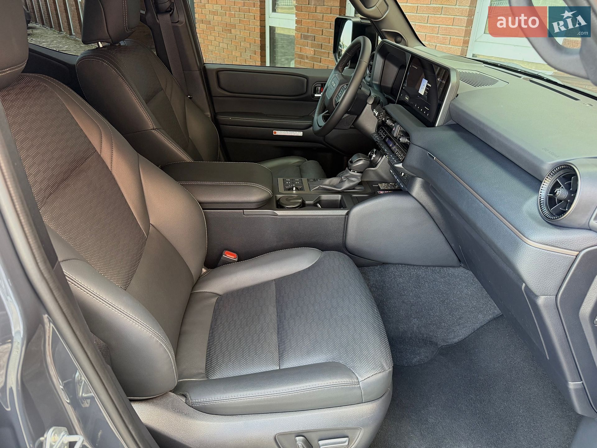 Toyota Land Cruiser Prado 2025 VIN JTEAR3AJ60K033099 фото оголошення 41 з 42