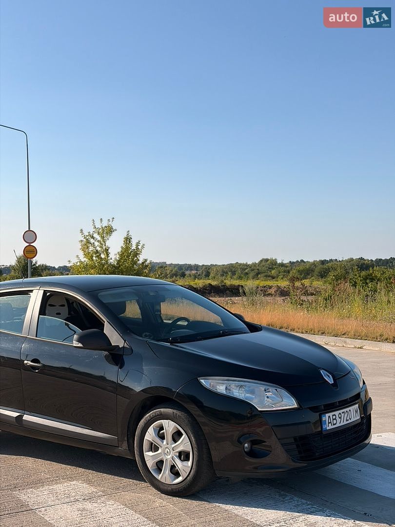 Renault Megane 2011 VIN VF1BZ1R0544451870 фото оголошення 3 з 10