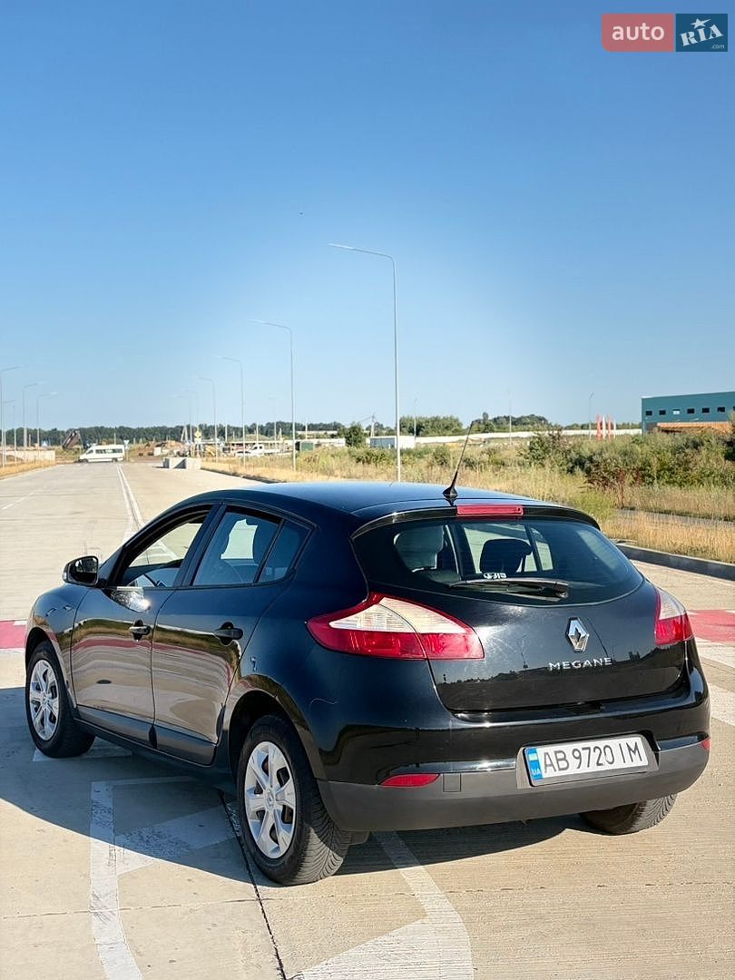 Renault Megane 2011 VIN VF1BZ1R0544451870 фото оголошення 7 з 10