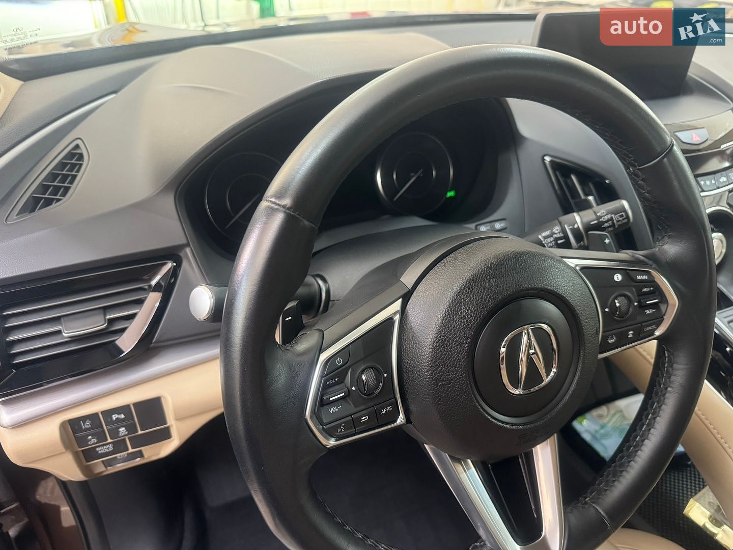 Acura RDX 2018 VIN 5J8TC2H50KL025063 фото оголошення 3 з 19